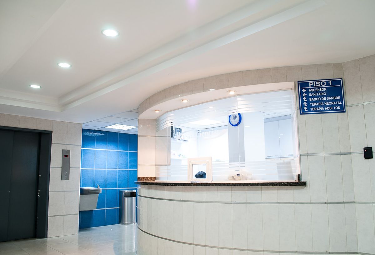 Klinik resepsiyonu